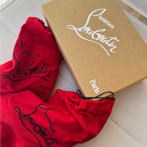 Christian Louboutin Simple Pump - Picture 9 of 12